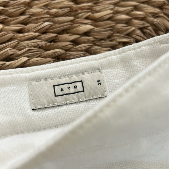 Brand new AYR just right shorts never worn - Picture 2 of 4